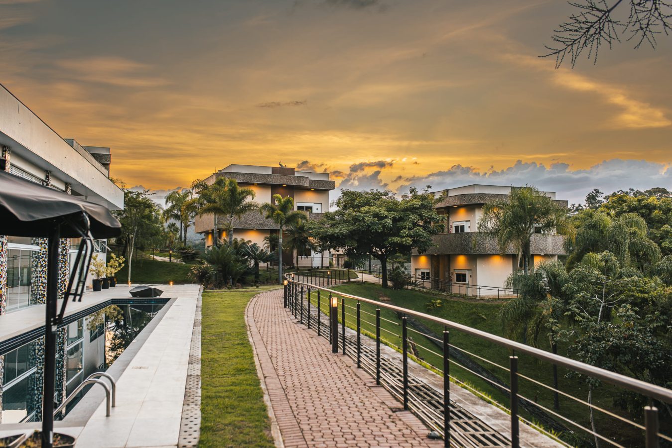 Hospedagem Espaço Águas Claras Macacos - MG